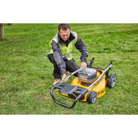 Kosiarka XR 2x18V, 2x5Ah DCMW564P2-QW DeWalt