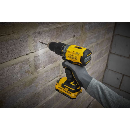 Wiertarko-wkrętarka udarowa 18V 60Nm 2x2,0Ah + akcesoria SFMCD715D2F-QW Stanley