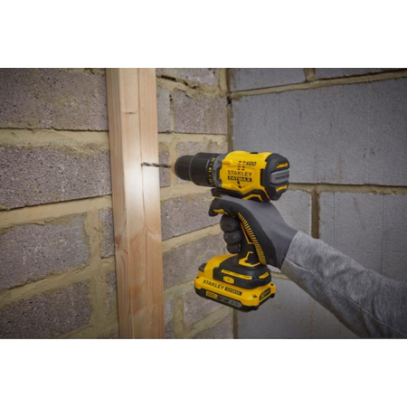 Wiertarko-wkrętarka udarowa 18V 60Nm 2x2,0Ah + akcesoria SFMCD715D2F-QW Stanley