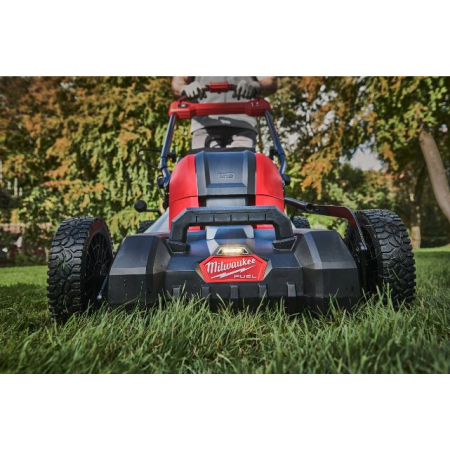Kosiarka akumulatorowa 2x18V 46cm z napędem 2x8,0Ah M18F2LM46-802 4933499215 Milwaukee