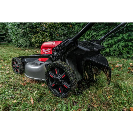 Kosiarka akumulatorowa 2x18V 53cm z napędem 2x12Ah M18F2LM53-122 4933499213 Milwaukee